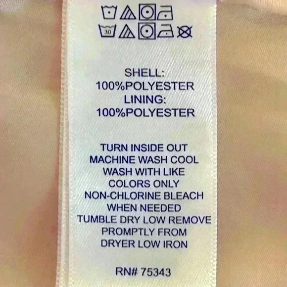 Tahari Infant Raincoat Size 18 months Tan Button-up Scalloped Detail Adorable - Picture 7 of 7